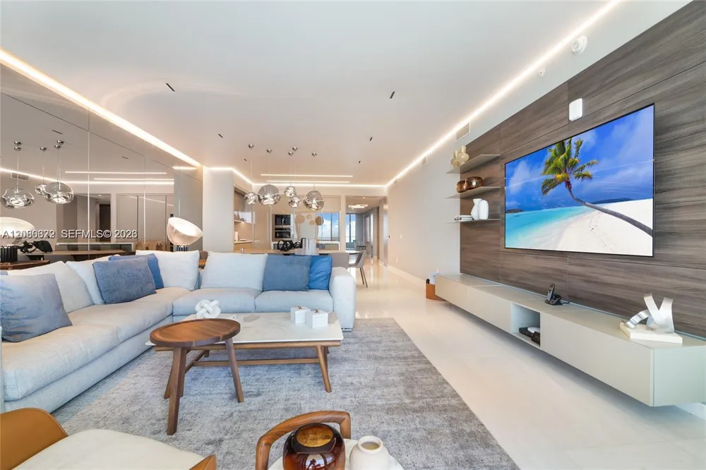 18975 Collins Ave #3102 Sunny Isles Beach, FL 33160