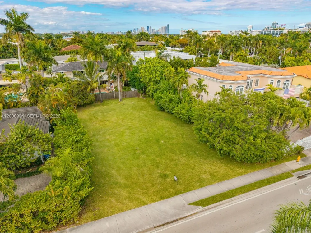 1361 96 ST Bay Harbor Islands, FL 33154