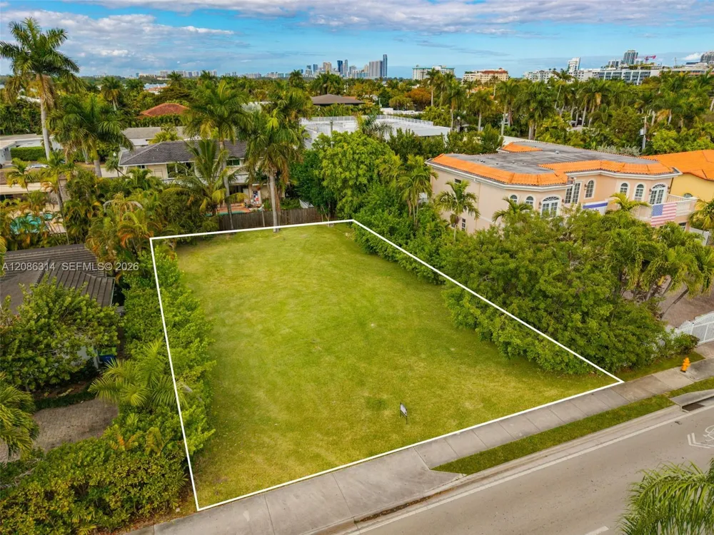 1361 96 ST Bay Harbor Islands, FL 33154