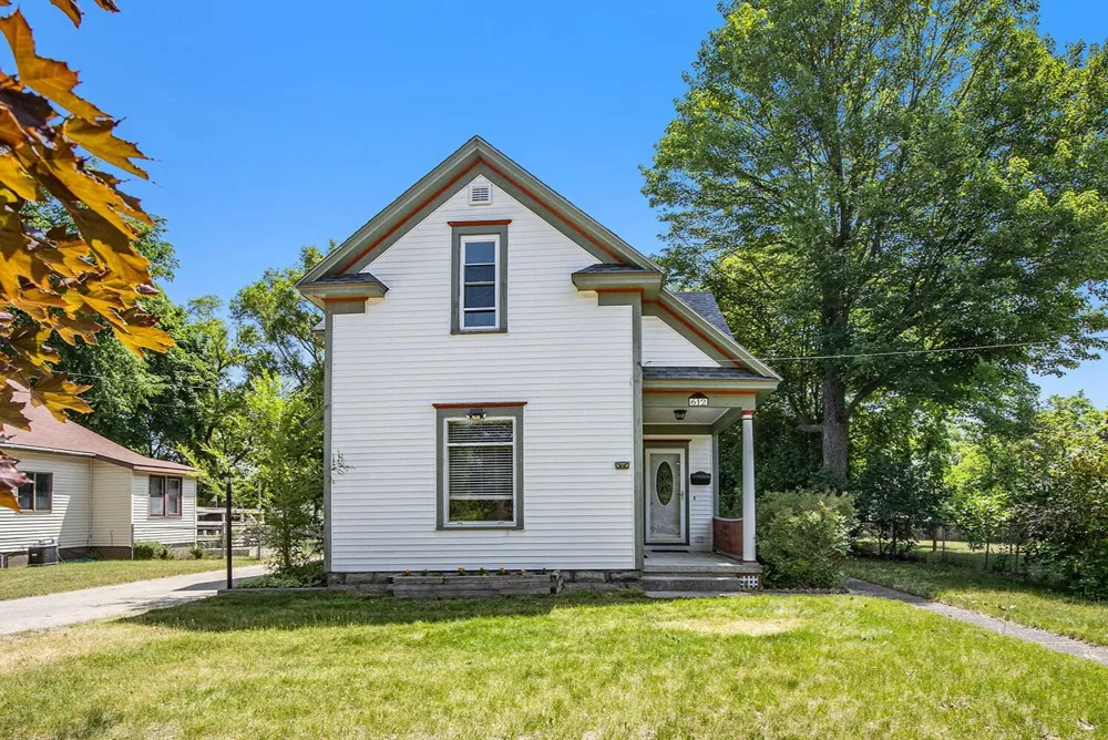 612 Barnard Street Greenville, MI 48838