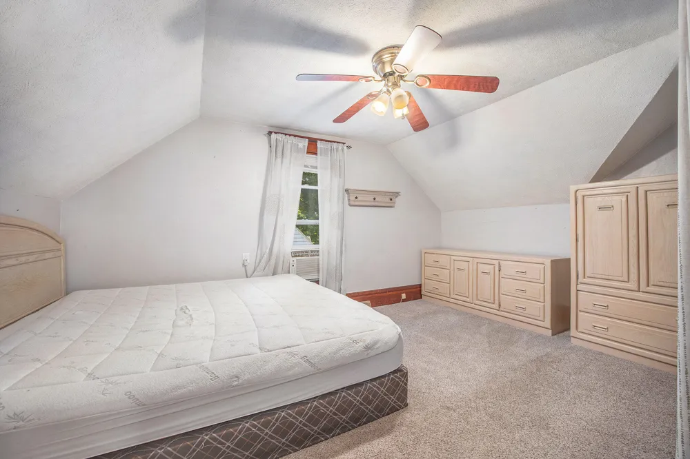 612 Barnard Street Greenville, MI 48838