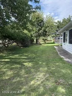 5 Kinsale Street Toms River, NJ 08757