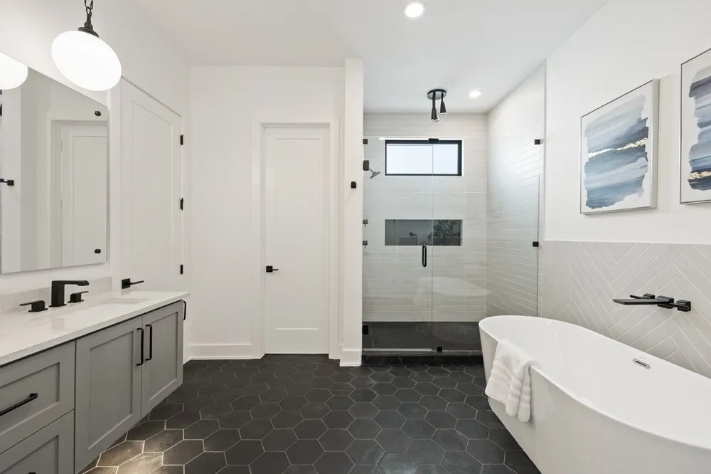 6003 Grover Avenue Austin, TX 78757