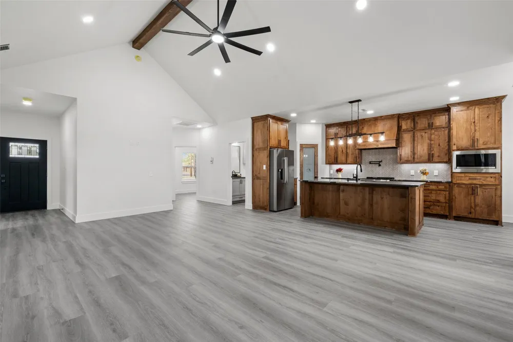 302 Johnson Street McGregor, TX 76657