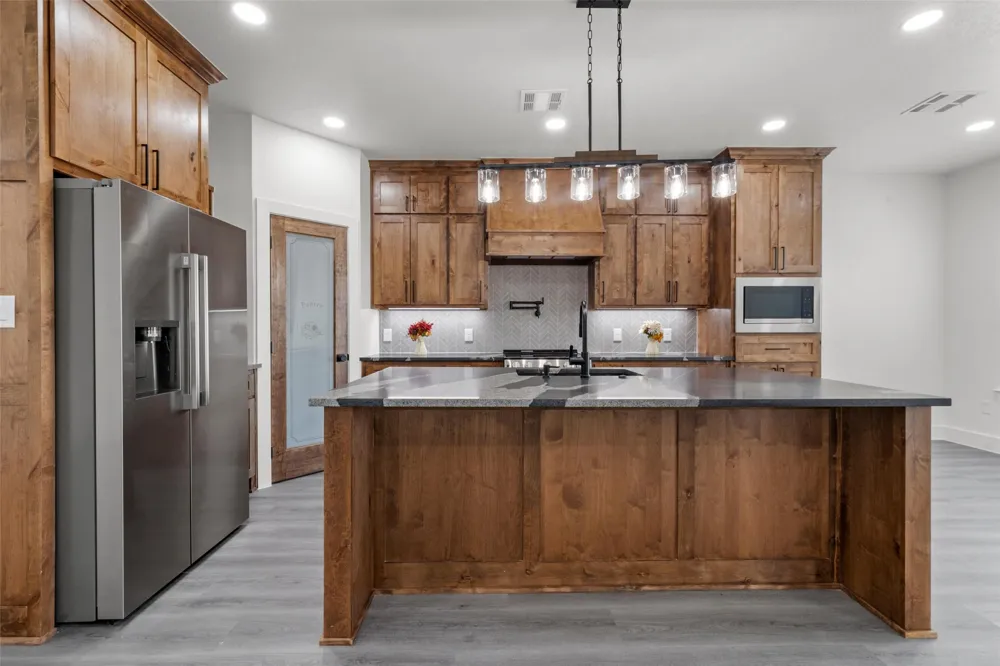 302 Johnson Street McGregor, TX 76657