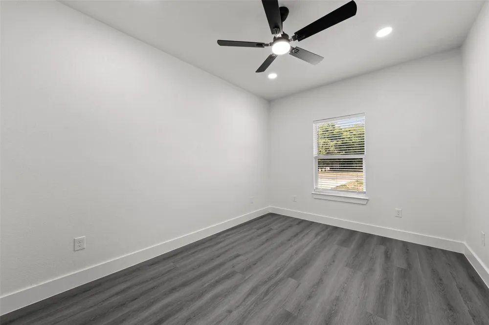 302 Johnson Street McGregor, TX 76657