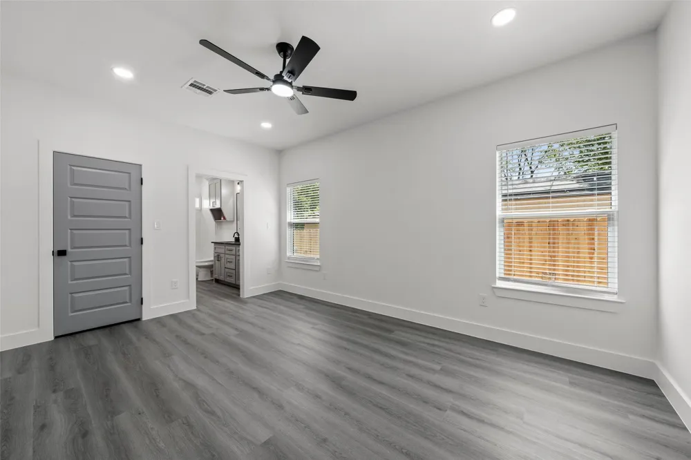 302 Johnson Street McGregor, TX 76657