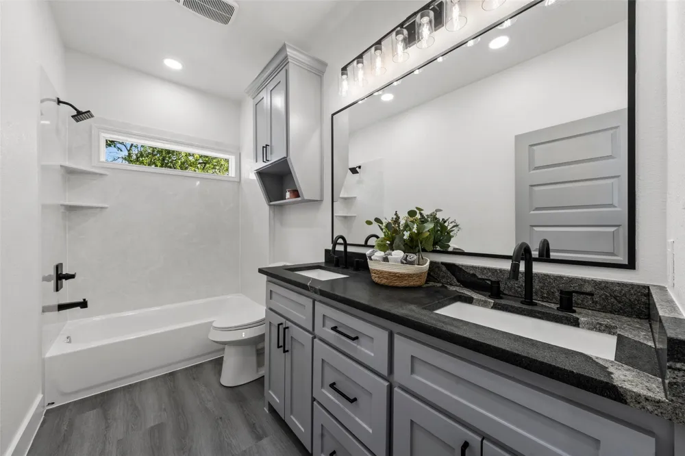 302 Johnson Street McGregor, TX 76657