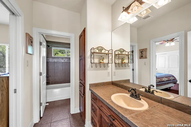 302 Cotton Cloud San Antonio, TX 78260