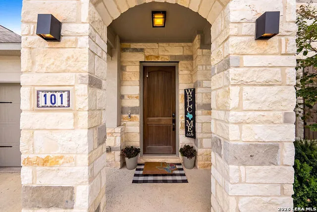 101 Valencia Boerne, TX 78006