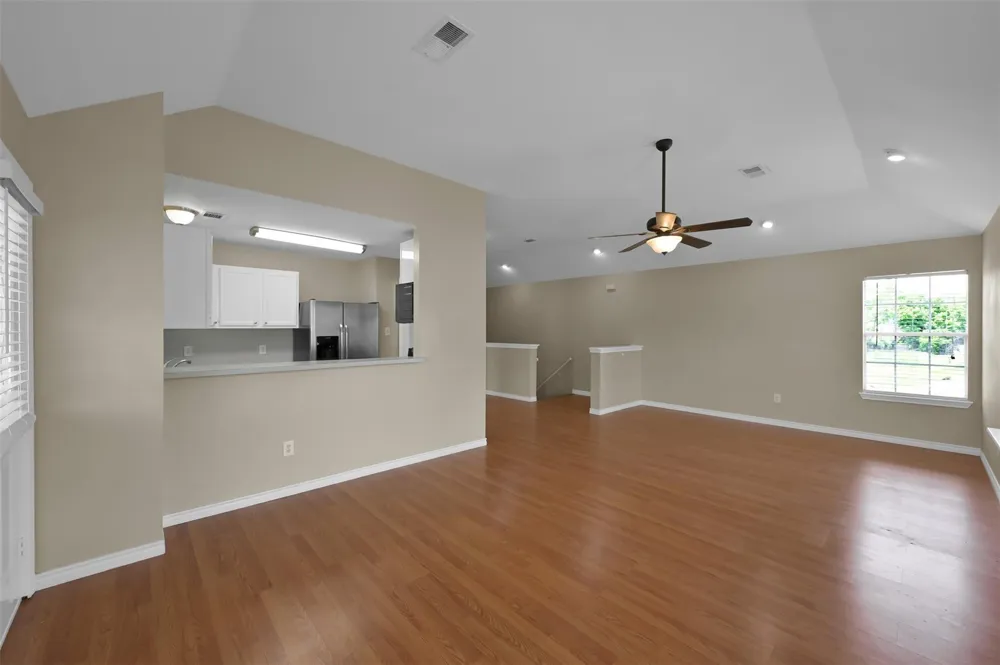 1141 Lovett Street Tomball, TX 77375
