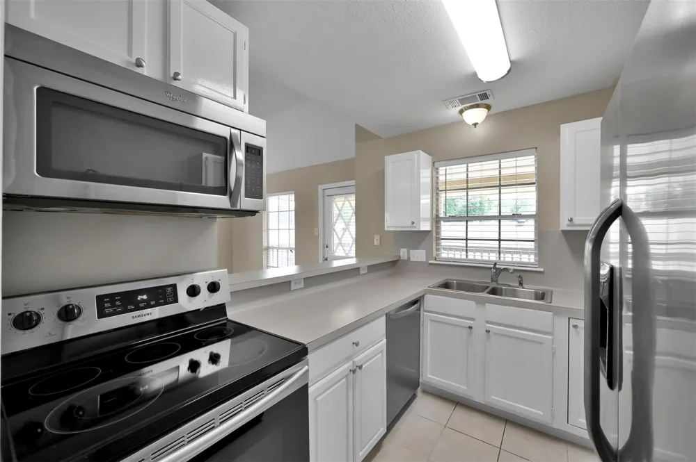 1141 Lovett Street Tomball, TX 77375