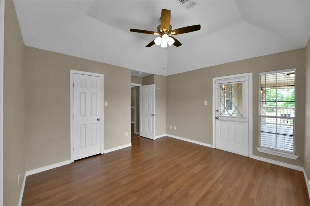1141 Lovett Street Tomball, TX 77375