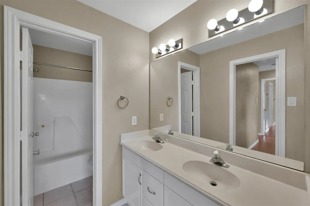 1141 Lovett Street Tomball, TX 77375