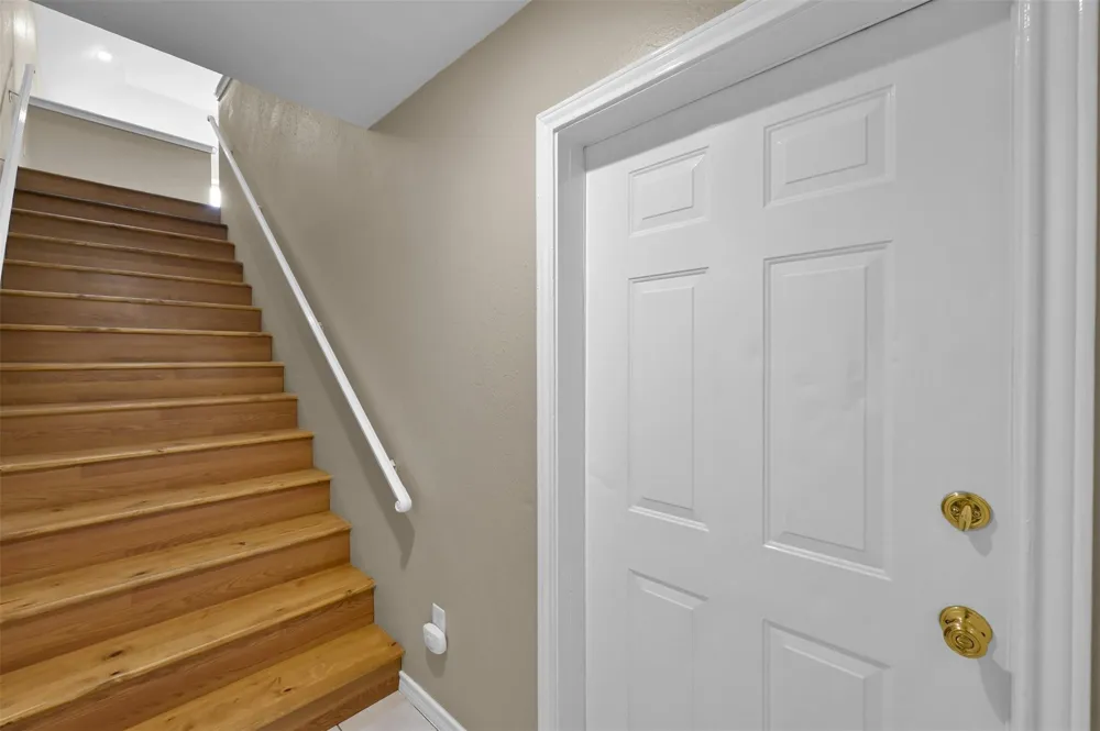 1141 Lovett Street Tomball, TX 77375