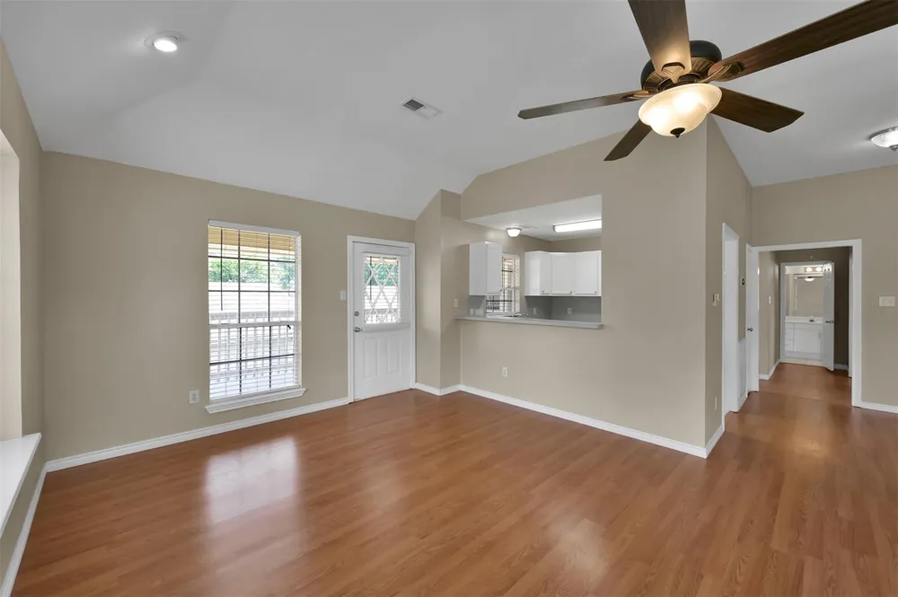 1141 Lovett Street Tomball, TX 77375