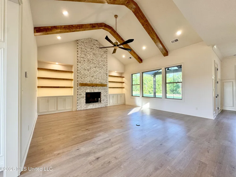 324 Oakworth Drive Hernando, MS 38632