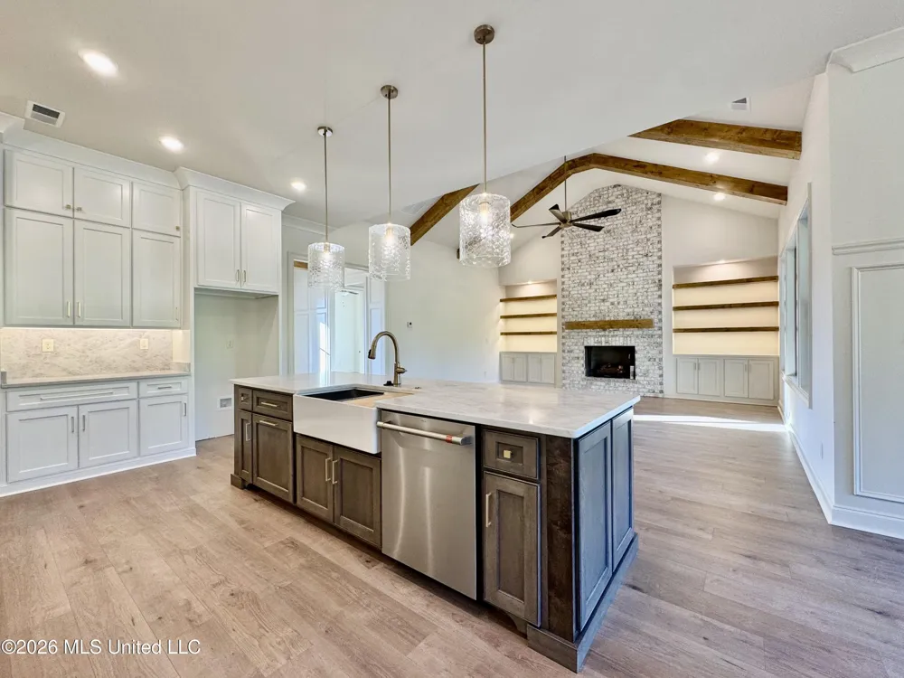 324 Oakworth Drive Hernando, MS 38632