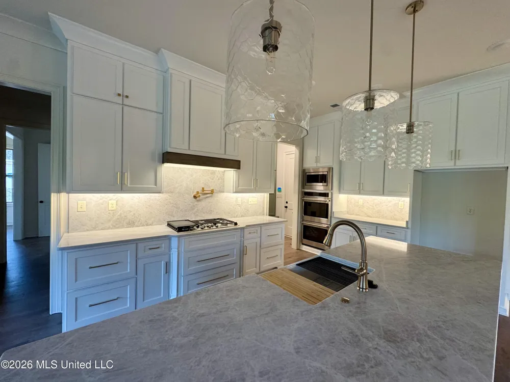 324 Oakworth Drive Hernando, MS 38632
