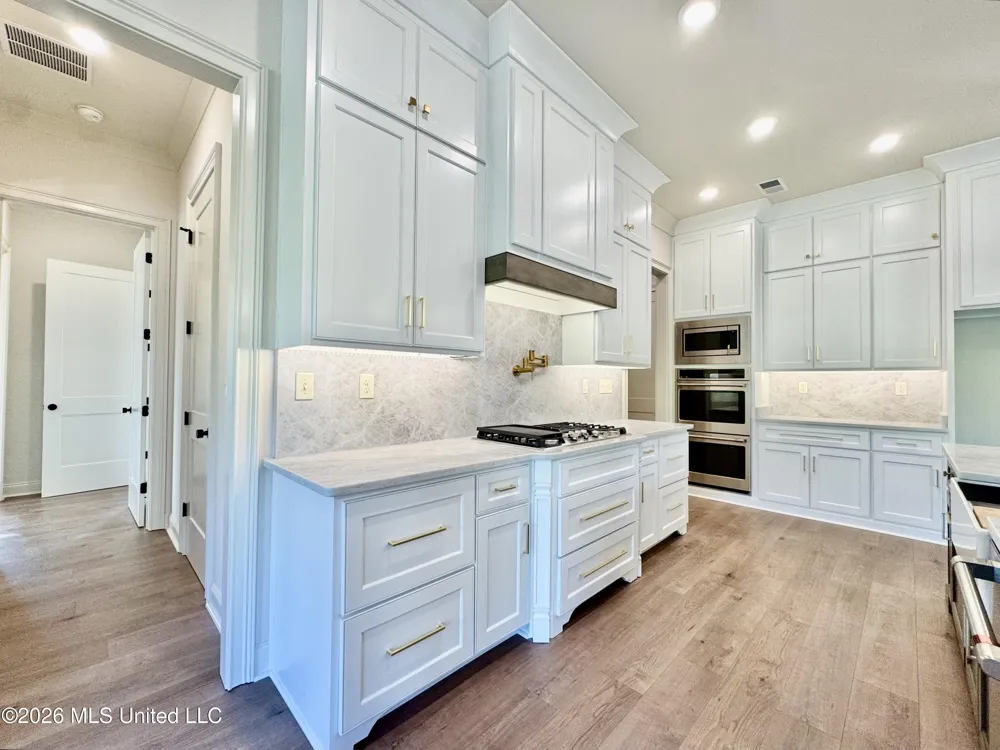 324 Oakworth Drive Hernando, MS 38632
