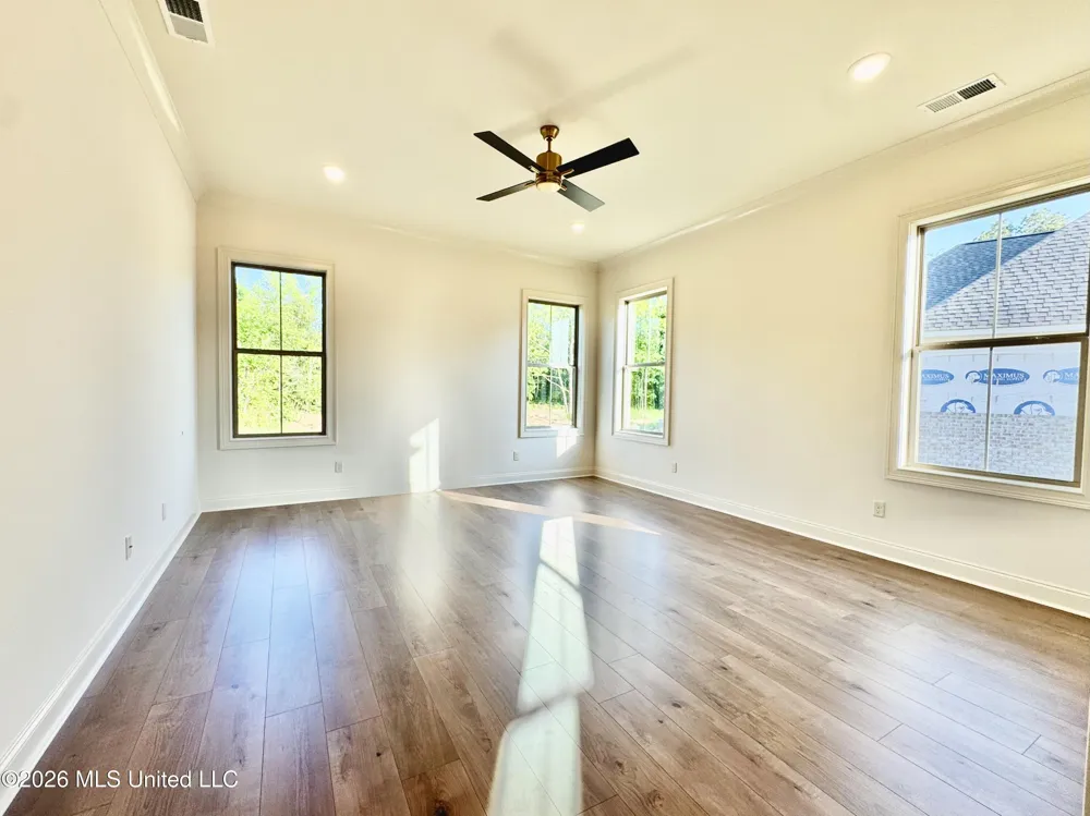 324 Oakworth Drive Hernando, MS 38632