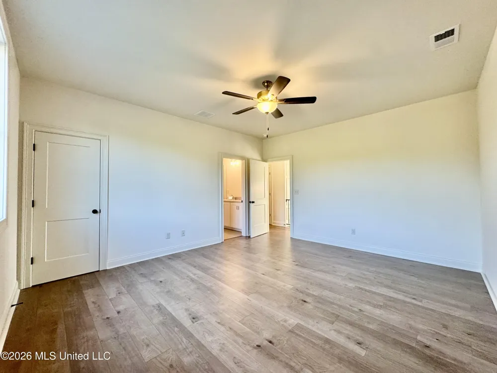 324 Oakworth Drive Hernando, MS 38632
