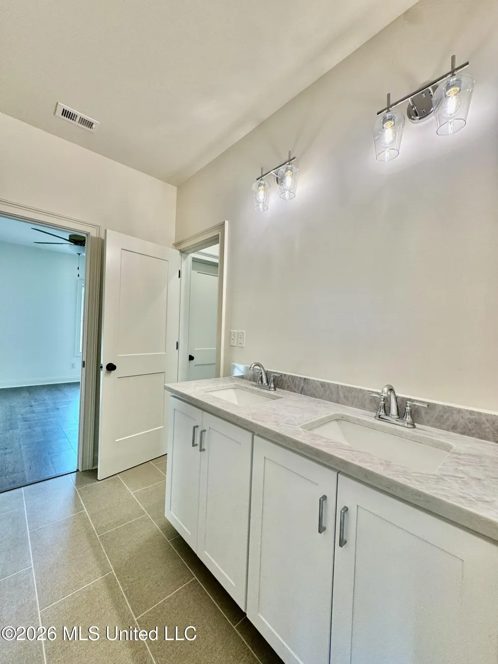 324 Oakworth Drive Hernando, MS 38632