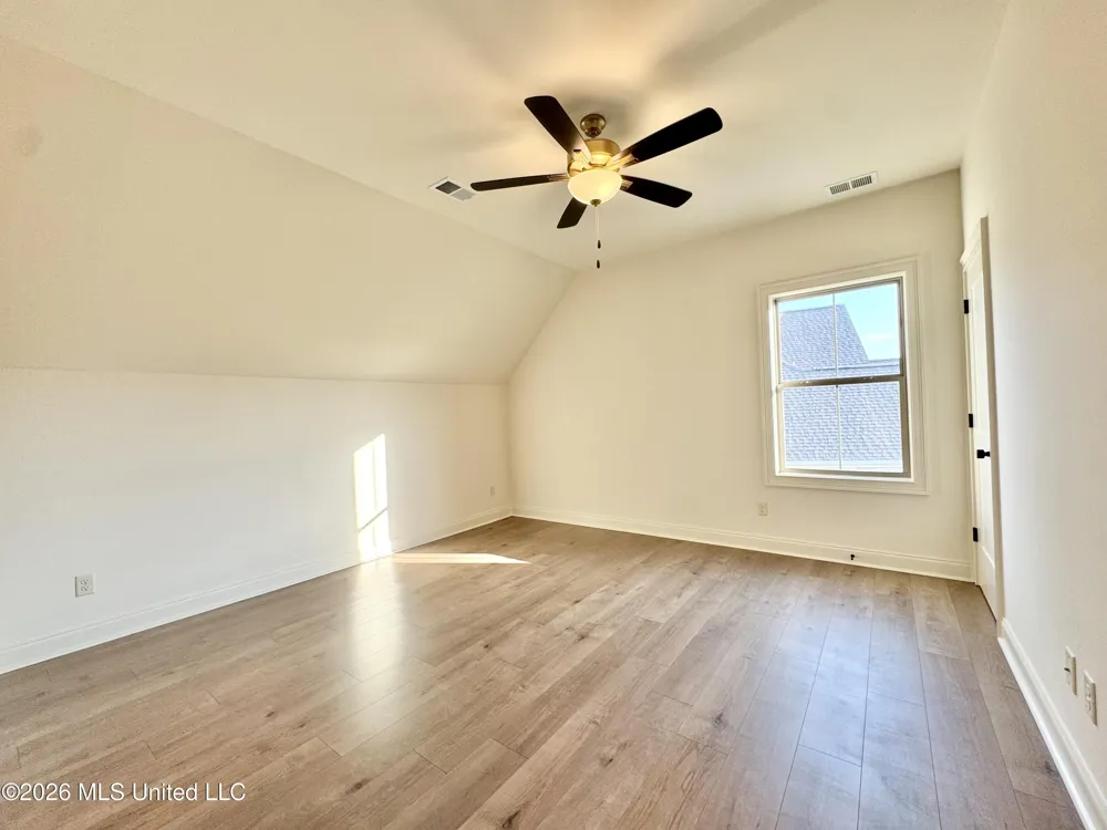 324 Oakworth Drive Hernando, MS 38632