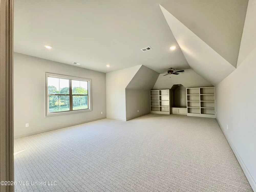 324 Oakworth Drive Hernando, MS 38632