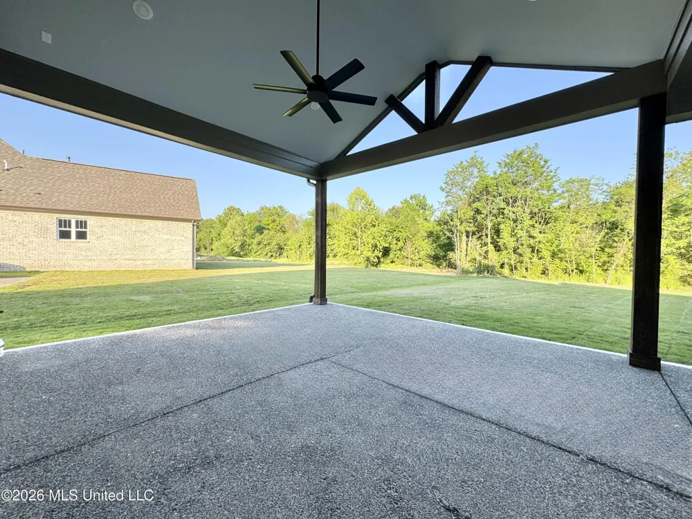324 Oakworth Drive Hernando, MS 38632