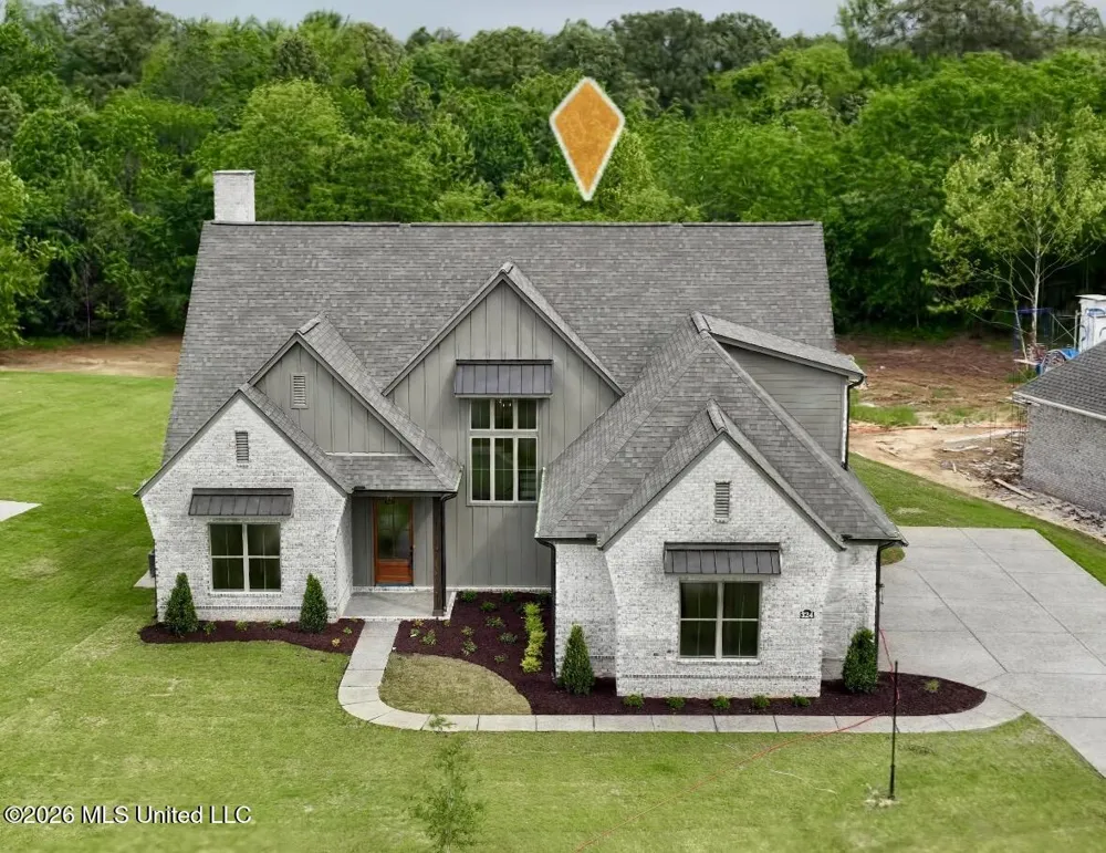 324 Oakworth Drive Hernando, MS 38632