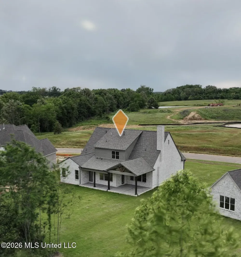 324 Oakworth Drive Hernando, MS 38632