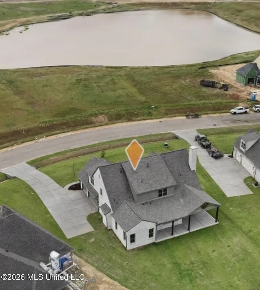 324 Oakworth Drive Hernando, MS 38632