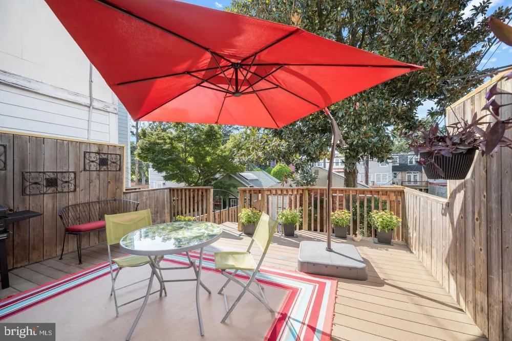 3620 T STREET NW Washington, DC 20007