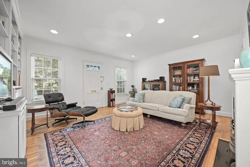 3620 T STREET NW Washington, DC 20007