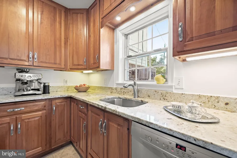 3620 T STREET NW Washington, DC 20007
