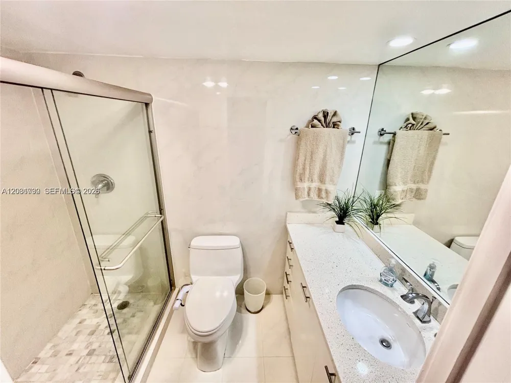 3051 S Palm Aire Dr #102 Pompano Beach, FL 33069