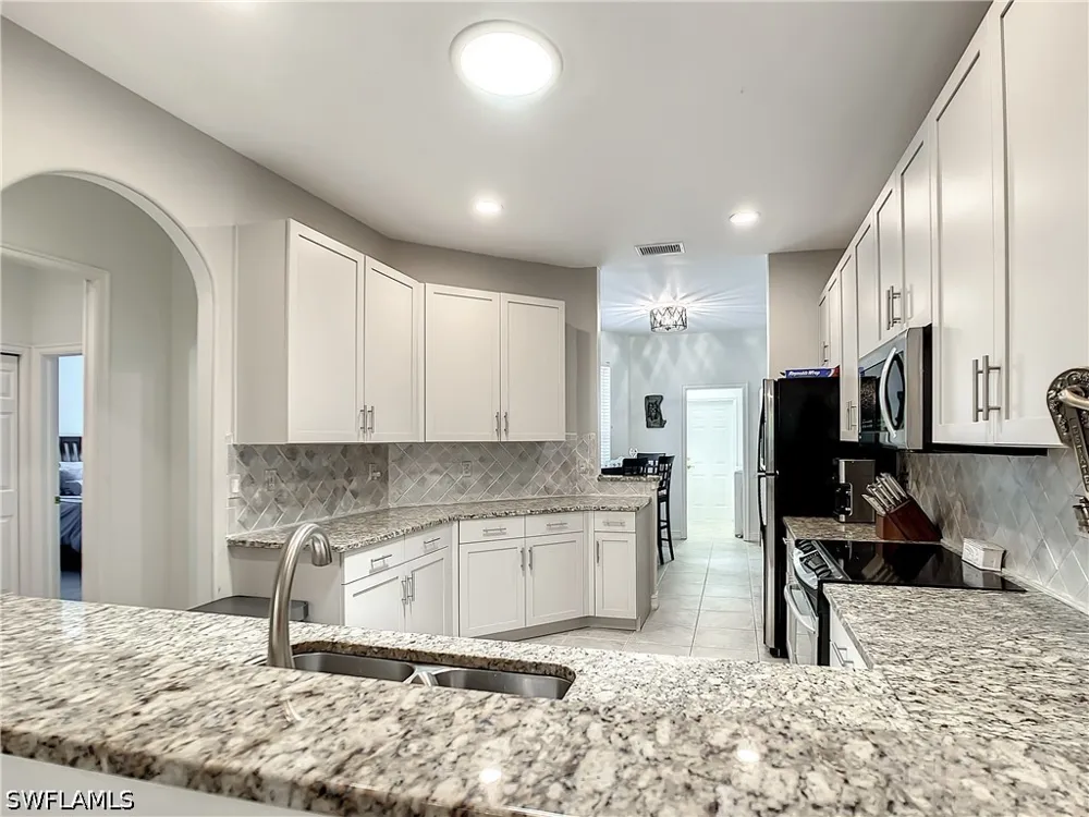 Mainsail Place Naples, FL 34110