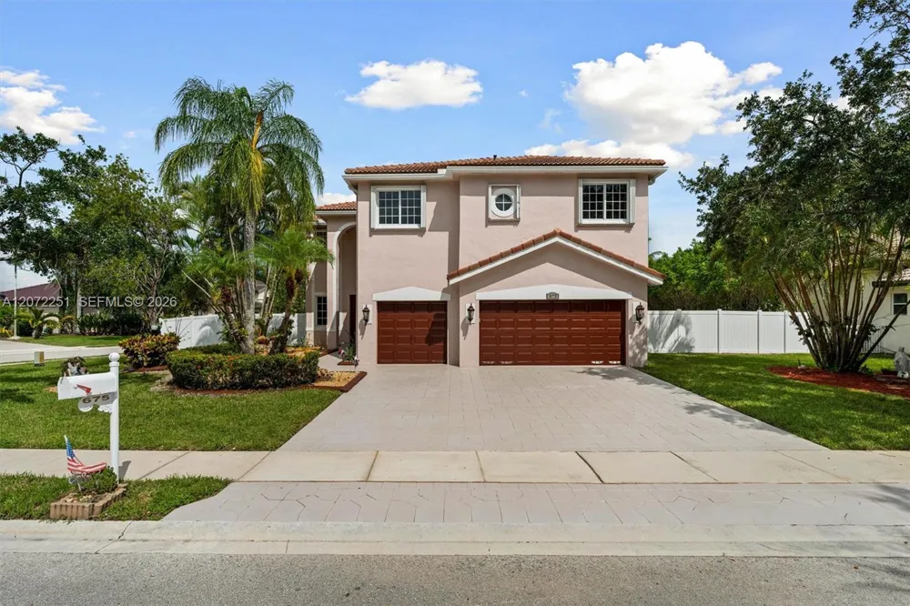 675 SW 159th Ln Pembroke Pines, FL 33027