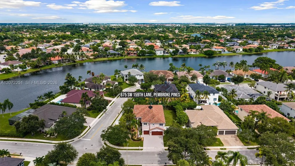 675 SW 159th Ln Pembroke Pines, FL 33027
