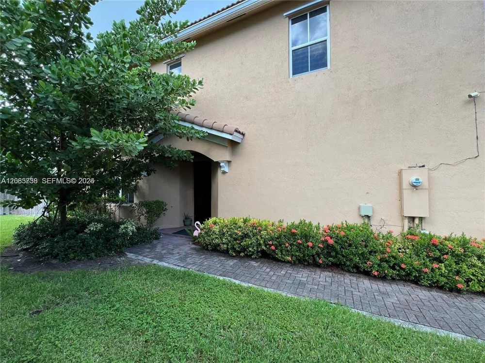 1444 SE 24th Ter Homestead, FL 33035