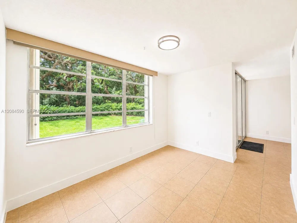 9430 Live Oak Pl #108 Davie, FL 33324