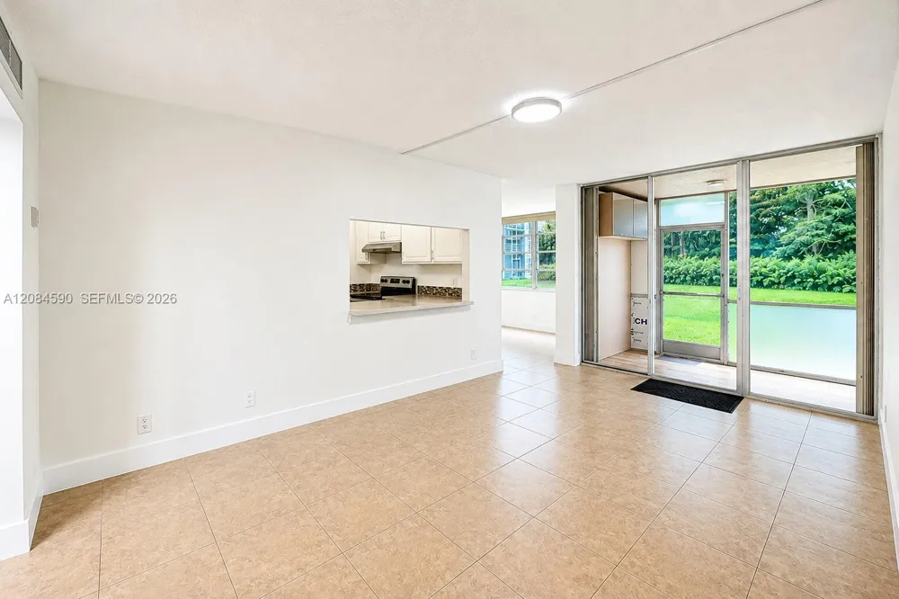 9430 Live Oak Pl #108 Davie, FL 33324