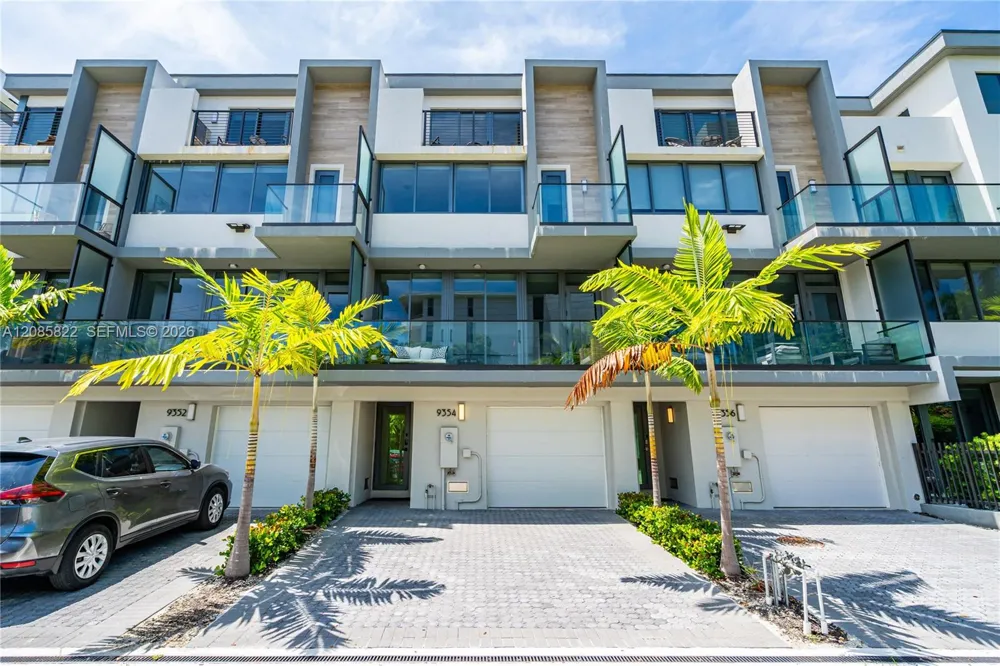 9350 Bay Harbor Ter #9356 Bay Harbor Islands, FL 33154