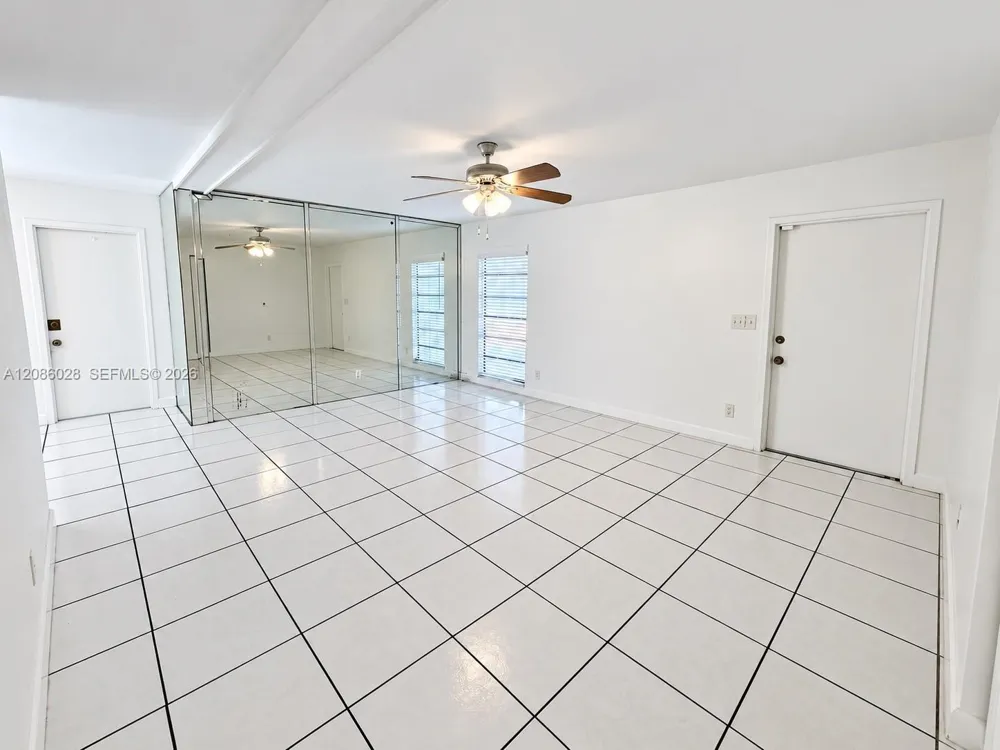 7804 NW 73rd Ter Tamarac, FL 33321