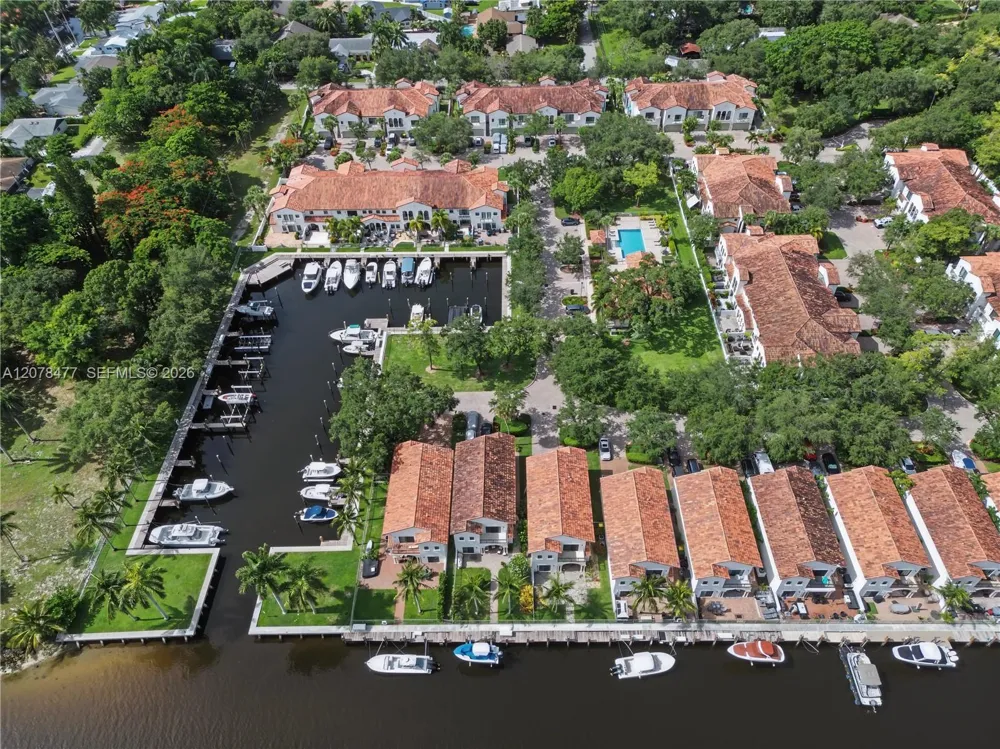 2908 Hidden Harbour Ct #2908 Dania Beach, FL 33312
