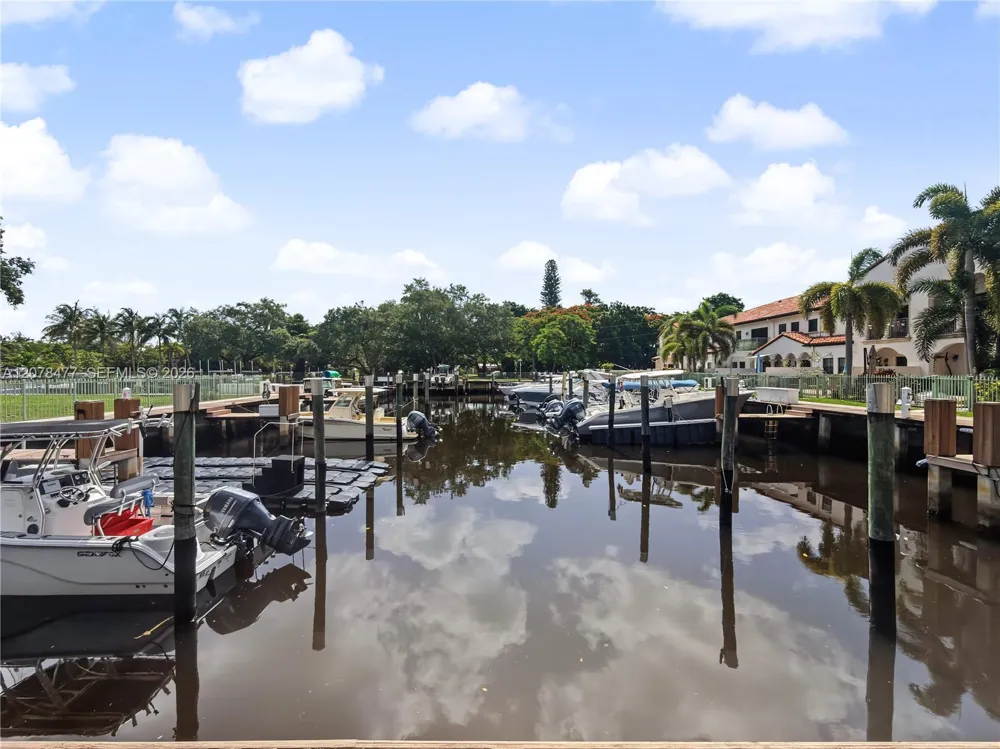 2908 Hidden Harbour Ct #2908 Dania Beach, FL 33312