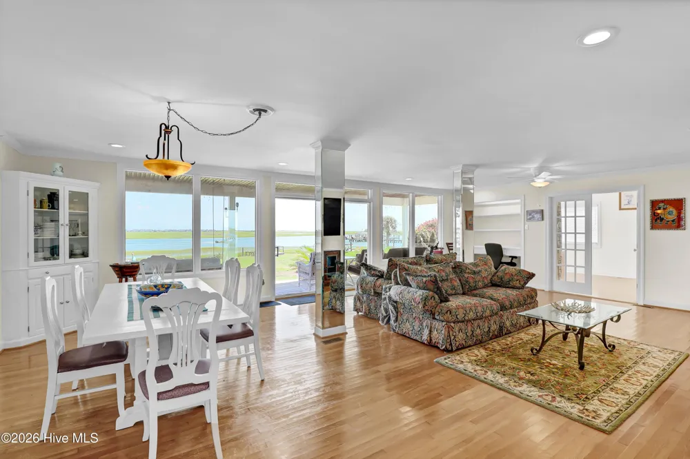 1813 Kings Landing Road Hampstead, NC 28443