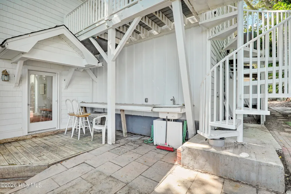 1813 Kings Landing Road Hampstead, NC 28443