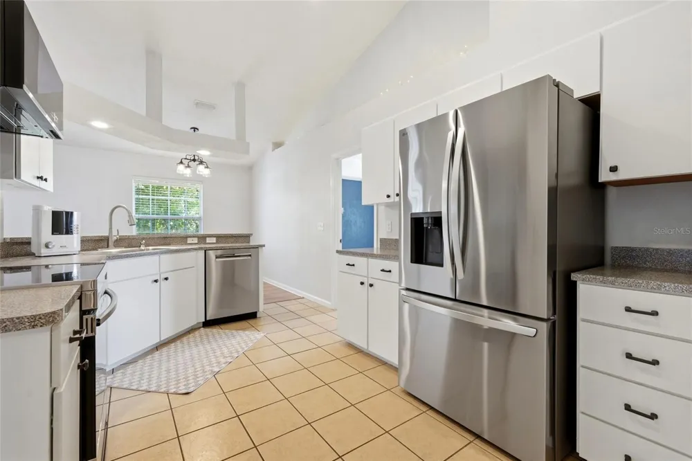 25542 SW 22ND PLACE Newberry, FL 32669